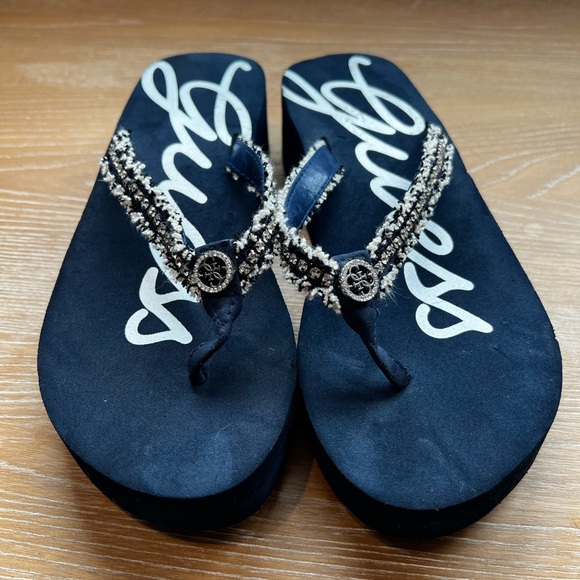 Guess Women's Navy with Rhinestone Sandals Flip Flop Size 8 - Picture 1 of 7